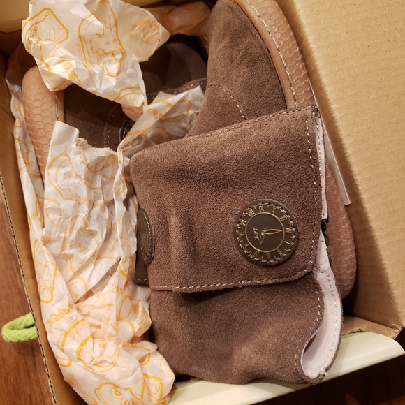 Livie and Luca Tiempo boots size 6 NIB - Picture 2 of 3